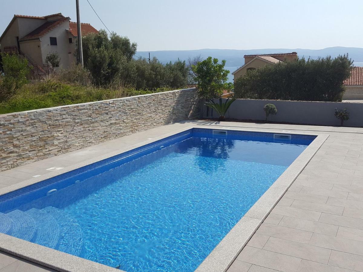 Apartments Marina Omiš Dış mekan fotoğraf